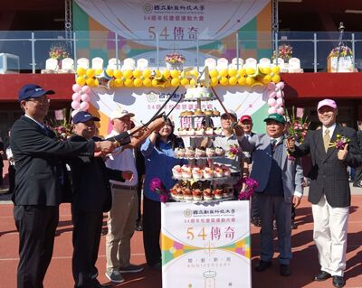 媒體報導-QS亞洲排名創佳績！勤益科大54週年校慶校友力挺母校捐贈公務車