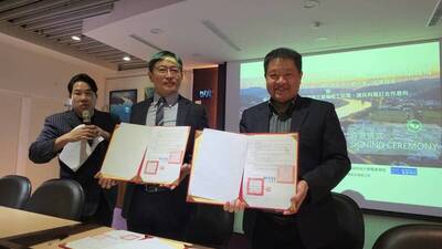 媒體報導-AI判讀即時連線 基隆商工、勤益科大發表「無人機監測基隆河」計畫